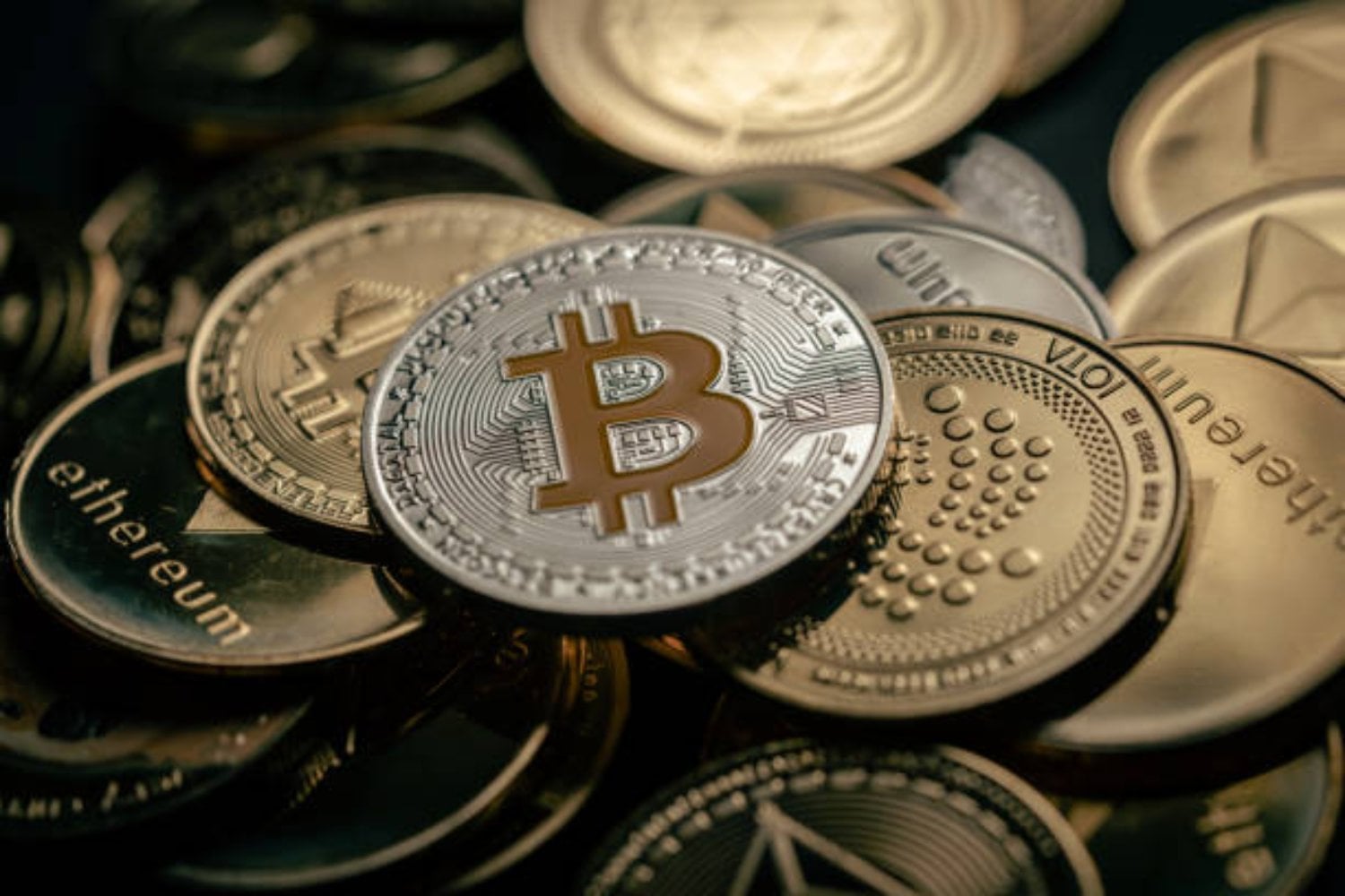 ¿Qué busca una ciudad asiática al integrar Bitcoin en sus reservas?