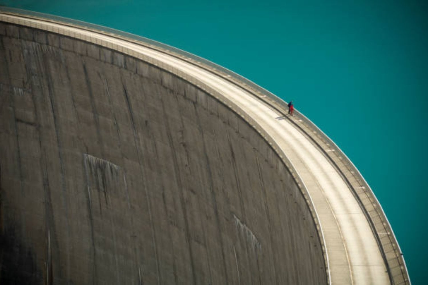 La energía del futuro es turquesa: el hidrógeno que promete revolucionar la industria