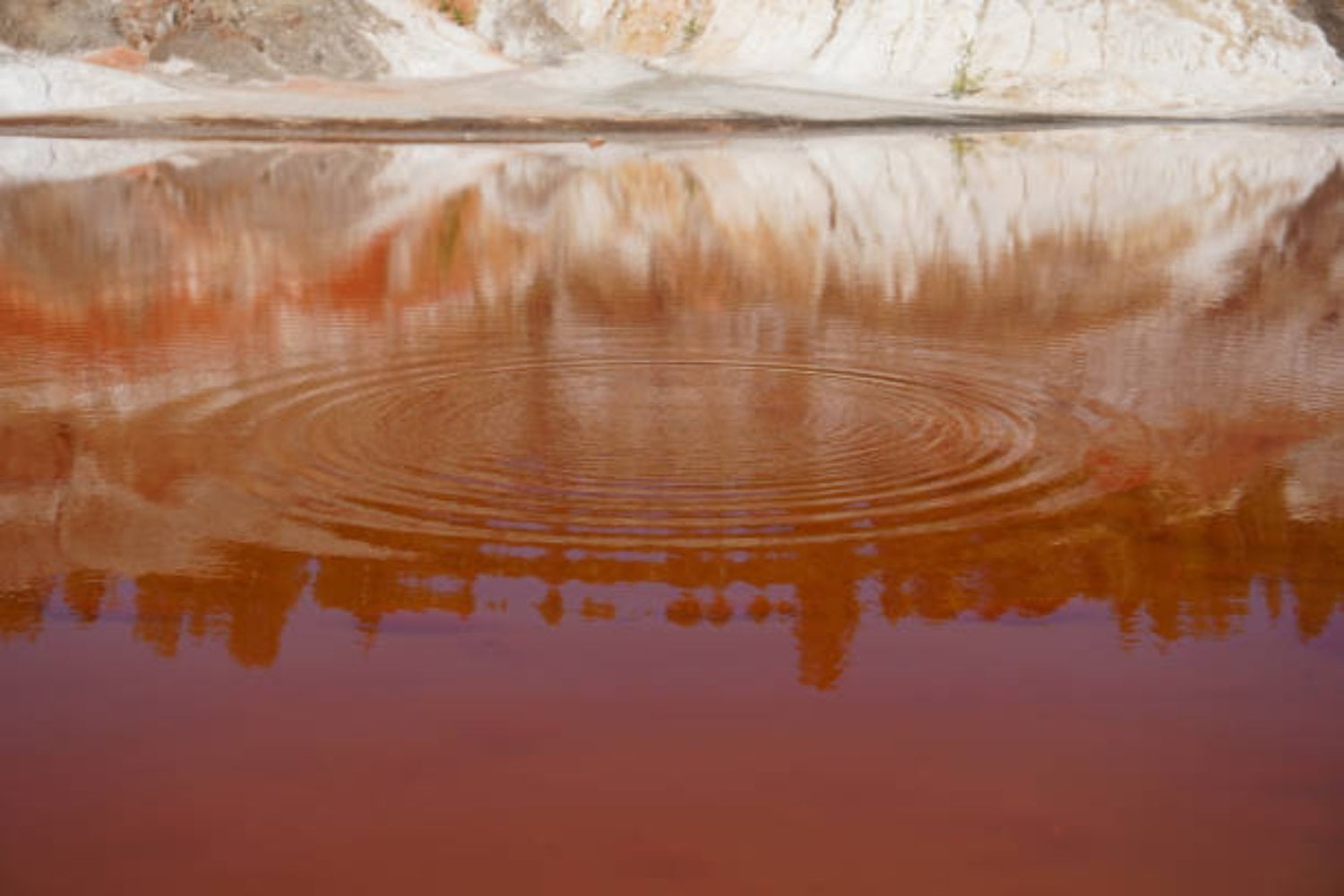 Marte revela antiguos secretos de agua sin hielo