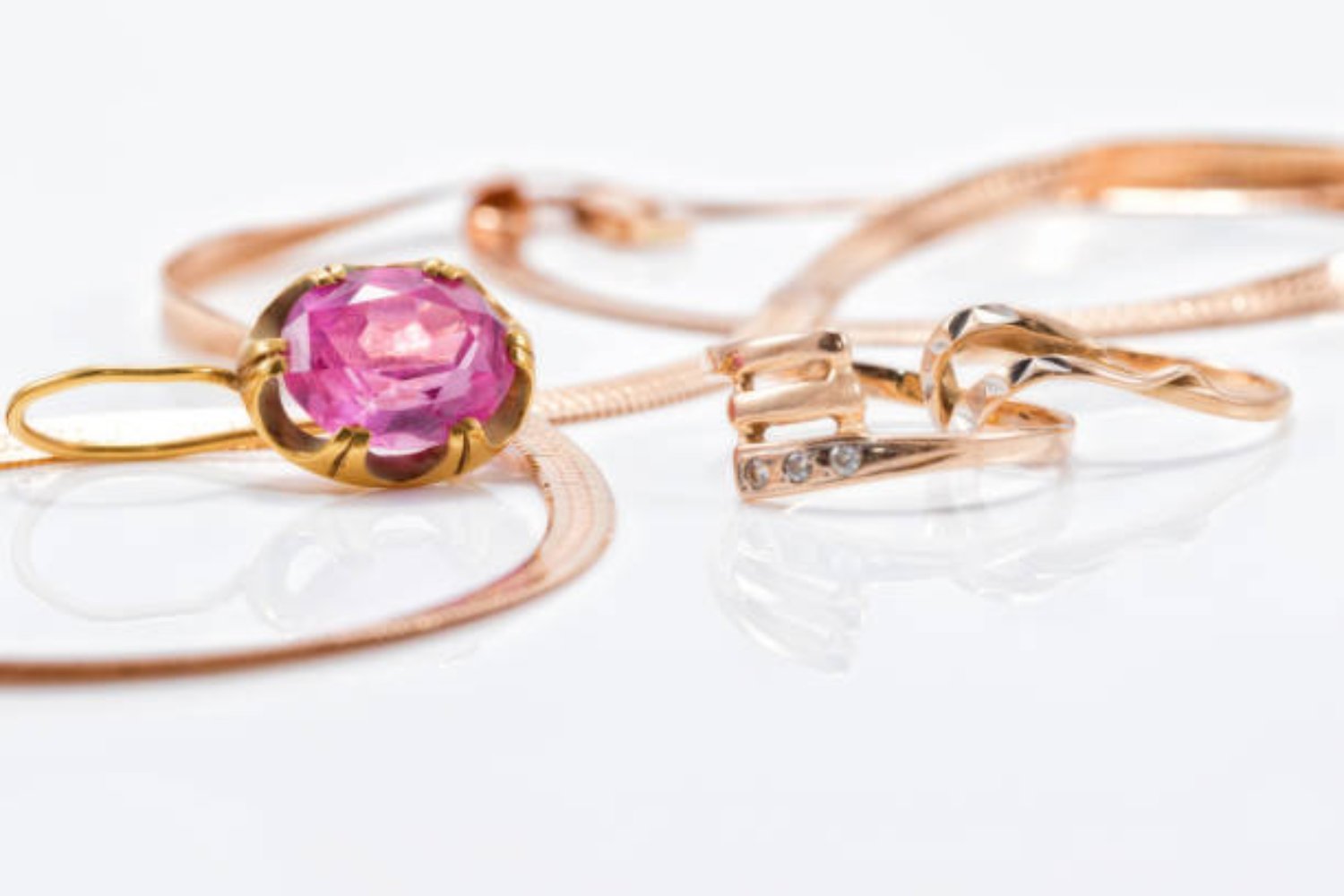 ¿Qué piedra preciosa será tu amuleto en 2025? Descubre el talismán que te acompañará según tu signo