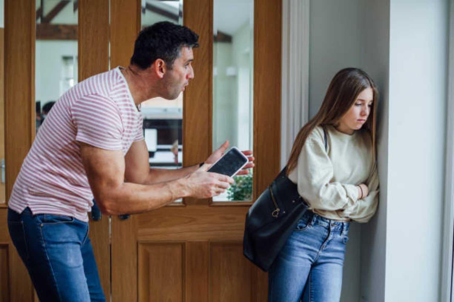 ¿Por qué algunas personas prefieren quedarse en casa los domingos? La psicología lo explica