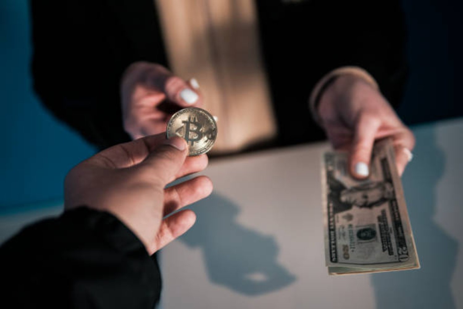 Bitcoin en 2025: optimismo impulsado por política e inversiones