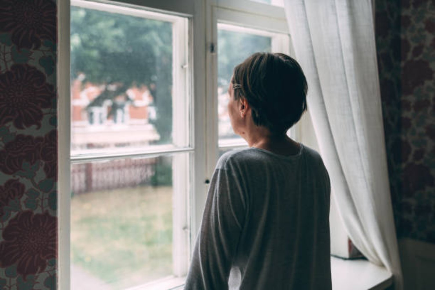 ¿Por qué algunas personas prefieren quedarse en casa los domingos? La psicología lo explica