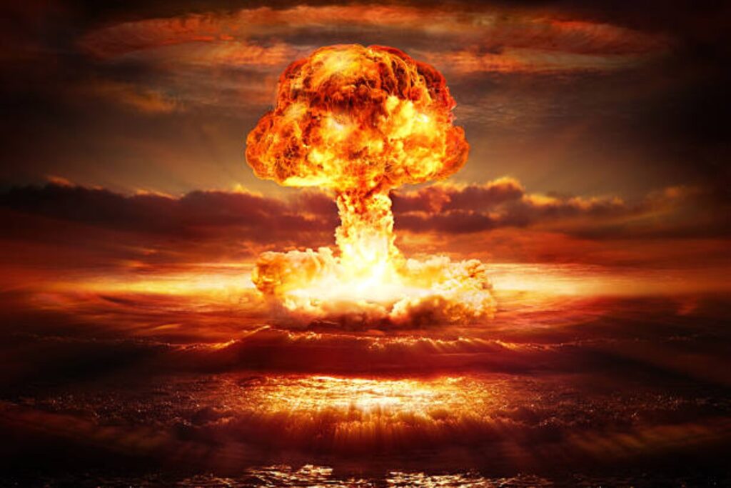 ¿Salvar el planeta con una bomba nuclear? El controvertido plan de un investigador