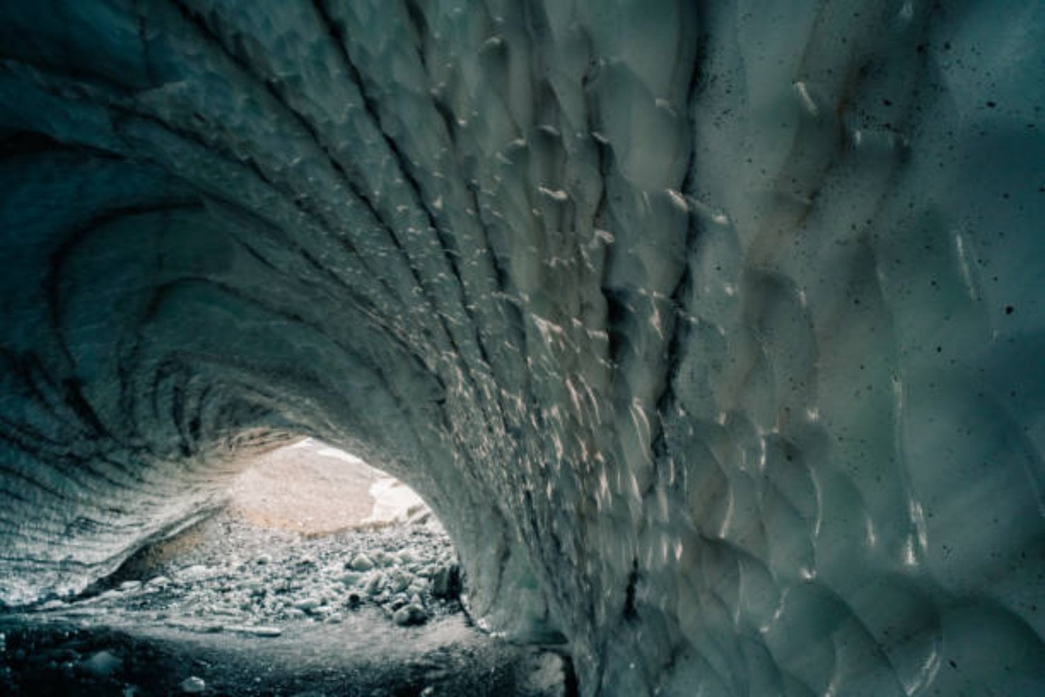 Se derrumba la emblemática cueva de hielo en Tierra del Fuego: un adiós anunciado