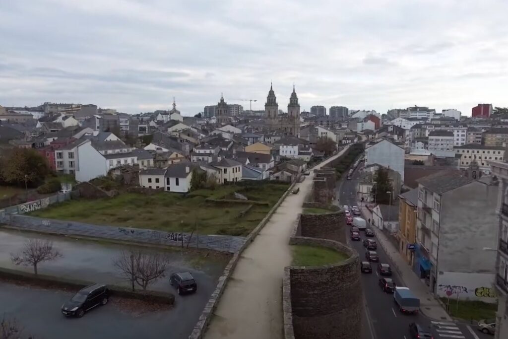 Muralla Romana En Lugo