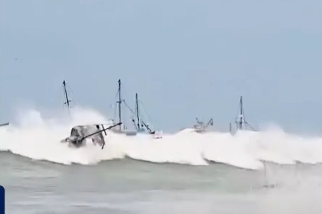 Oleaje Extremo En Sudamerica