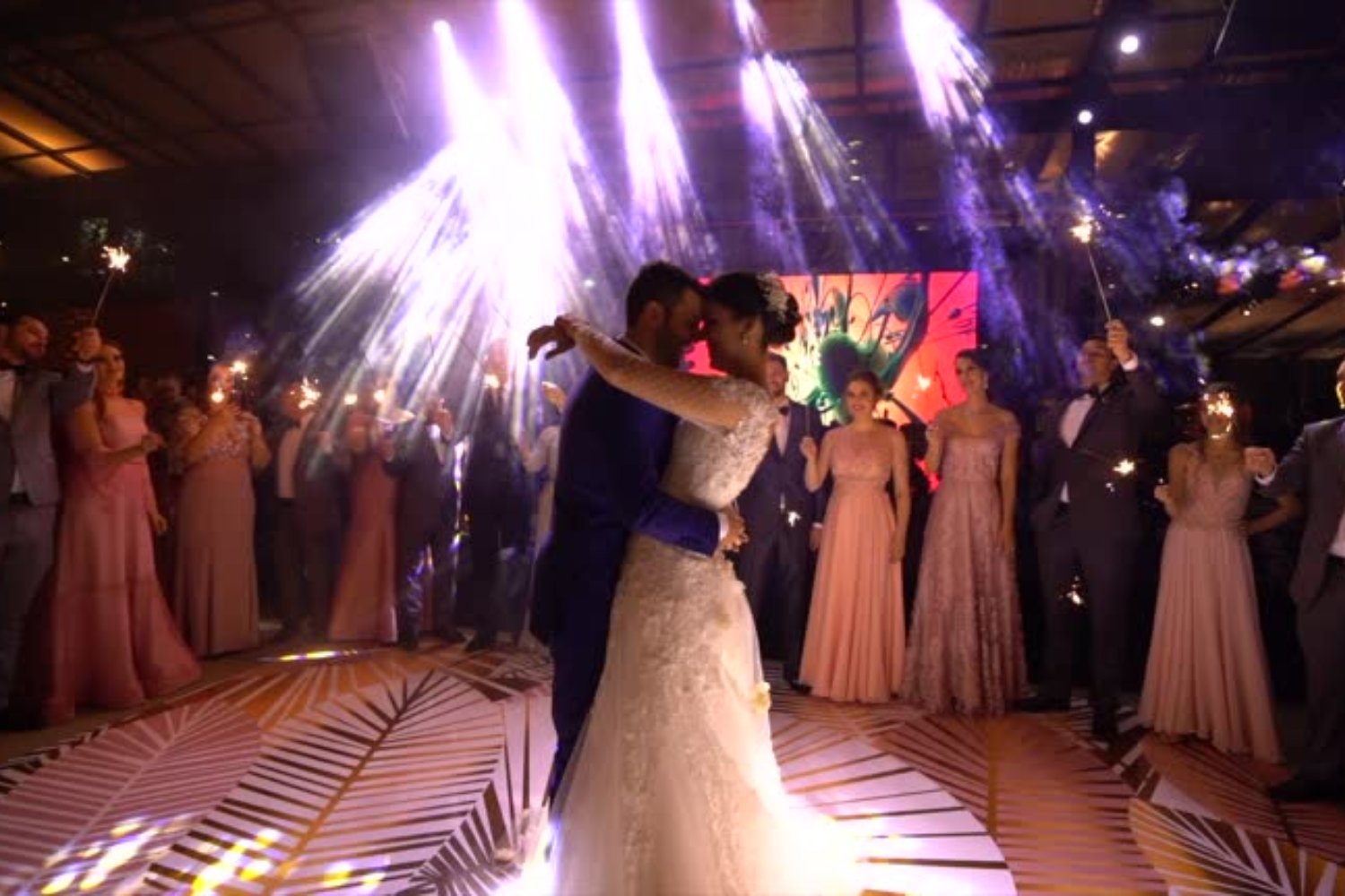 ¿Cuánto tiempo debe durar una relación antes del matrimonio? La inteligencia artificial responde