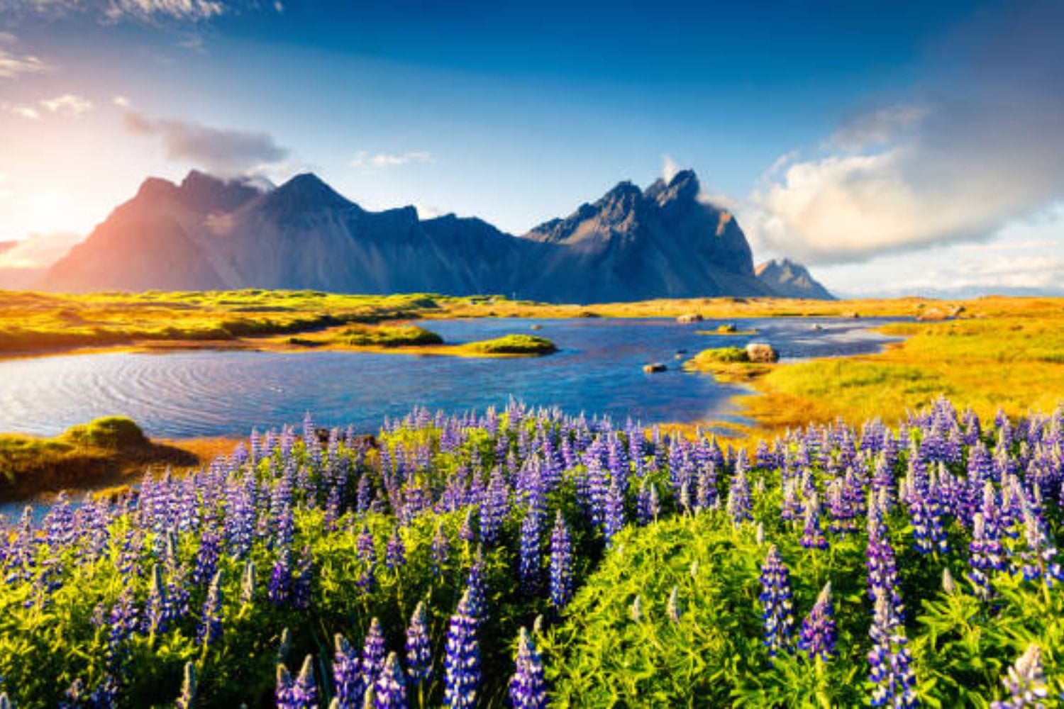 La isla que desafía los extremos: hielo, fuego y paisajes de otro mundo