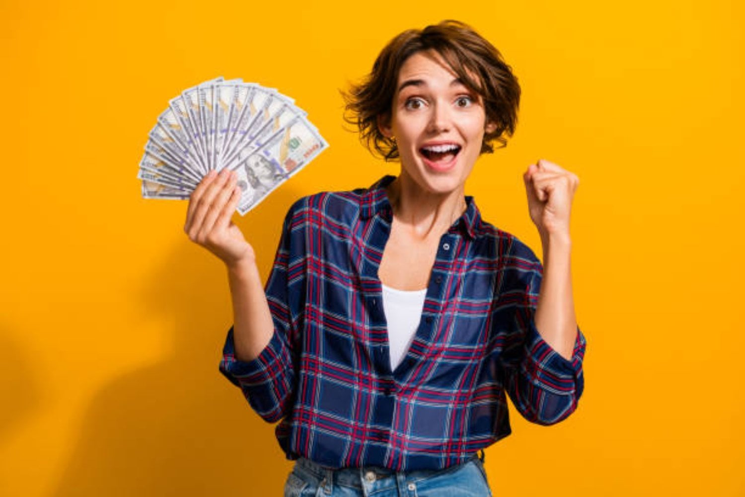 ¿Cuál es la mejor estrategia para ganar dinero y aumentar tus ingresos según la IA?