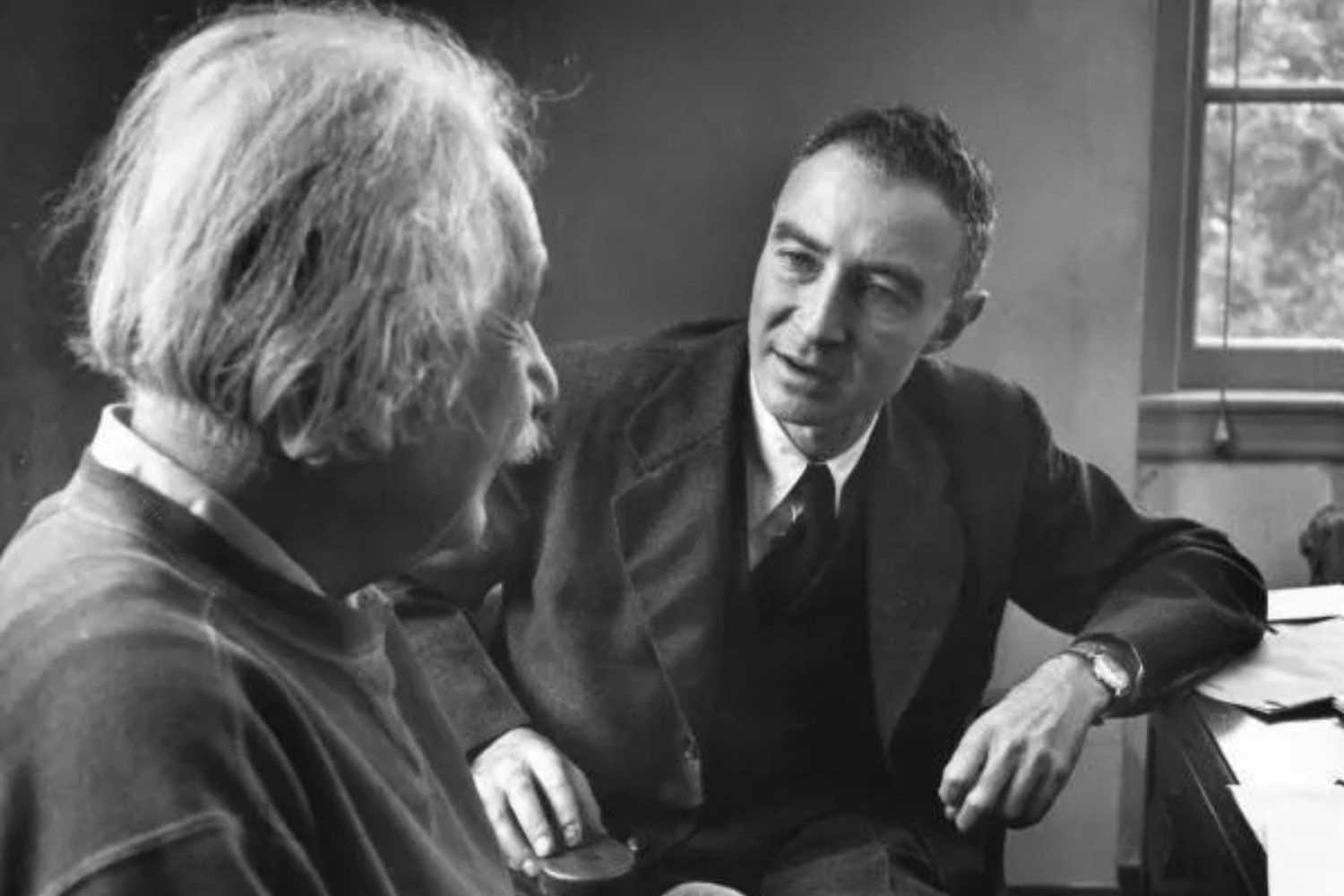 La advertencia de Einstein sobre el fin del mundo: ¿estamos al borde del colapso?