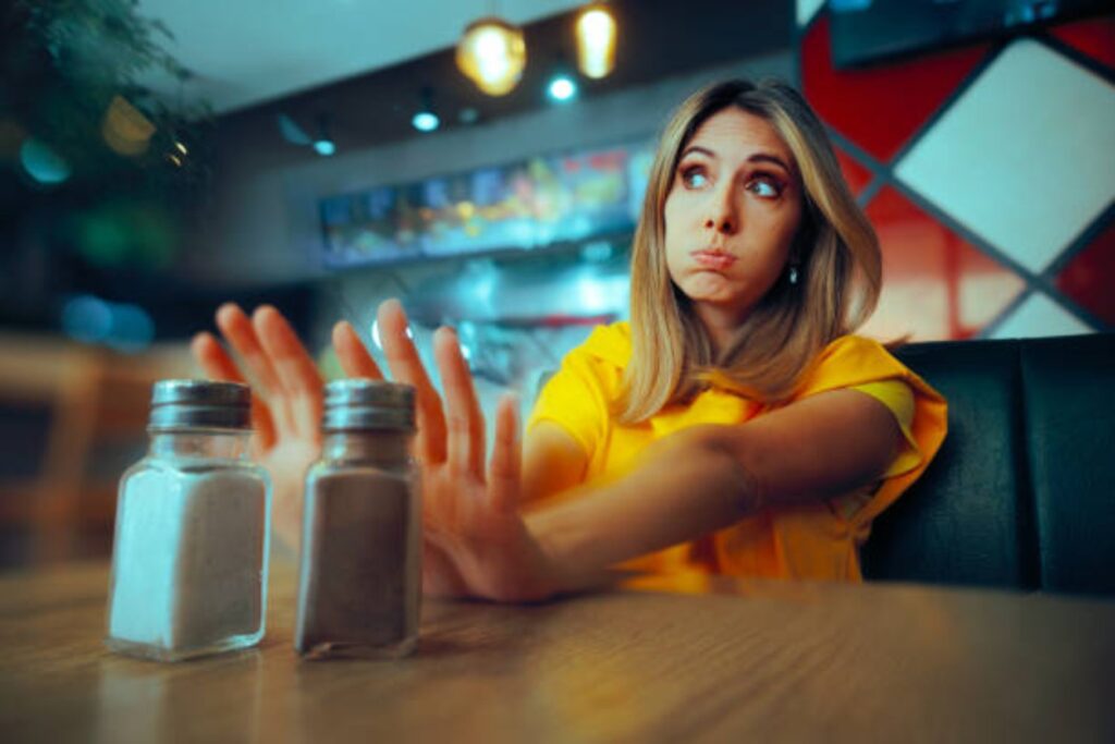 El test de la sal y la pimienta en entrevistas de trabajo: ¿truco absurdo o filtro efectivo?