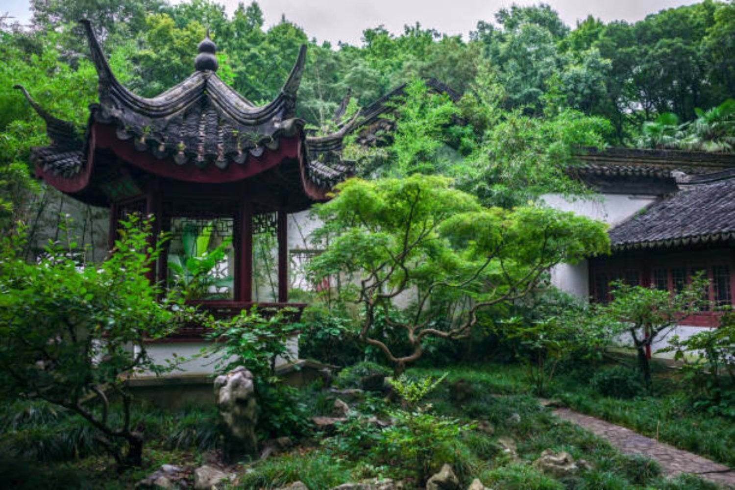 Un descubrimiento intacto tras siglos: la tumba de la dinastía Ming que reveló un tesoro invaluable