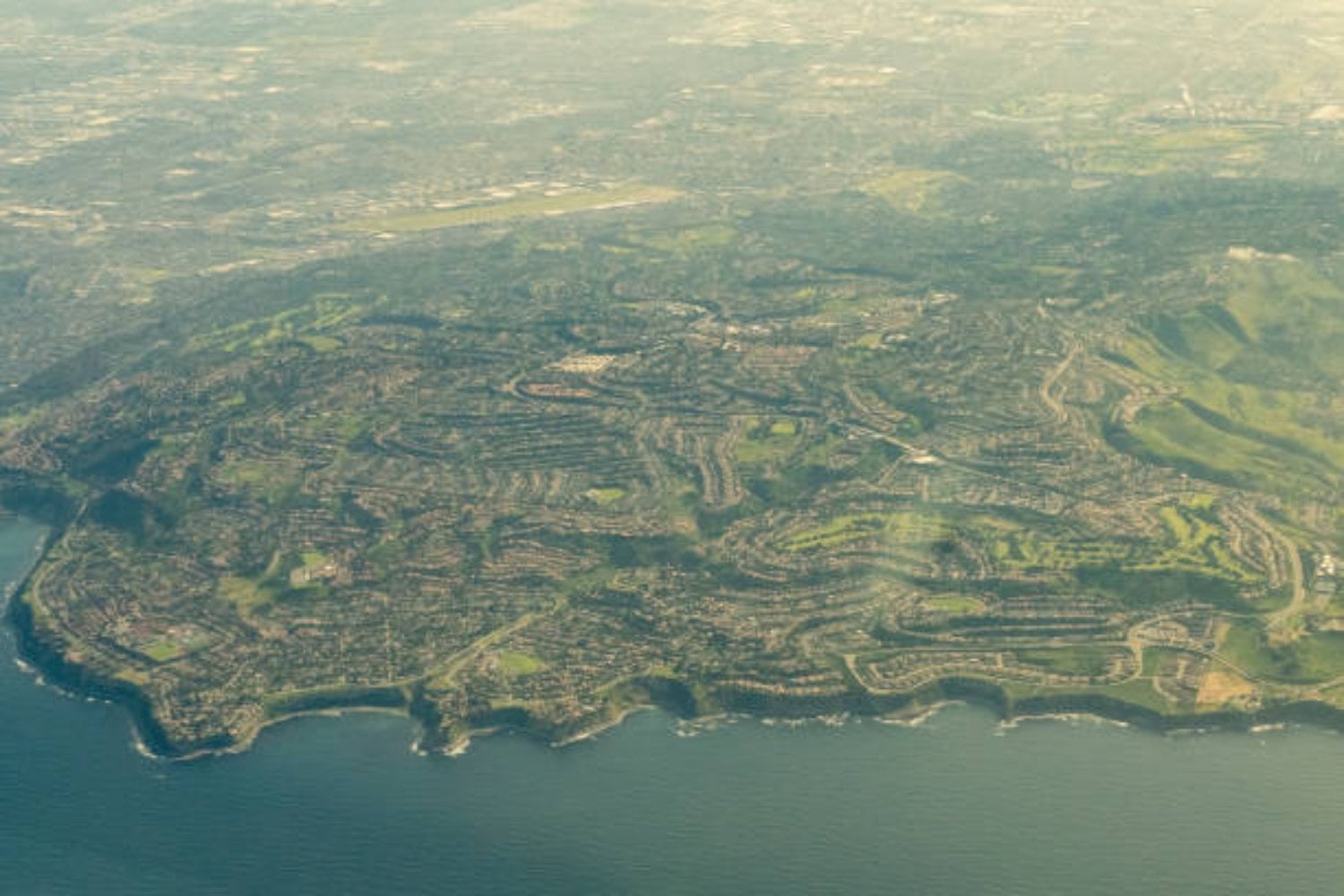 Alarma en California: La peninsula de palos verdes se desliza al océano a 10 centímetros por semana