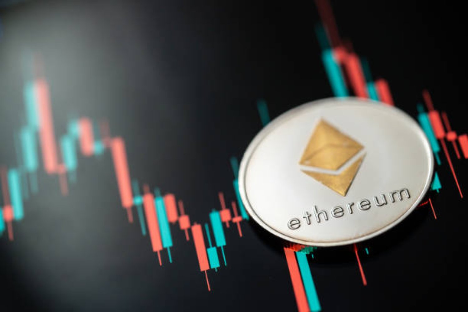 ¿Está Ethereum perdiendo su liderazgo? La advertencia de JPMorgan