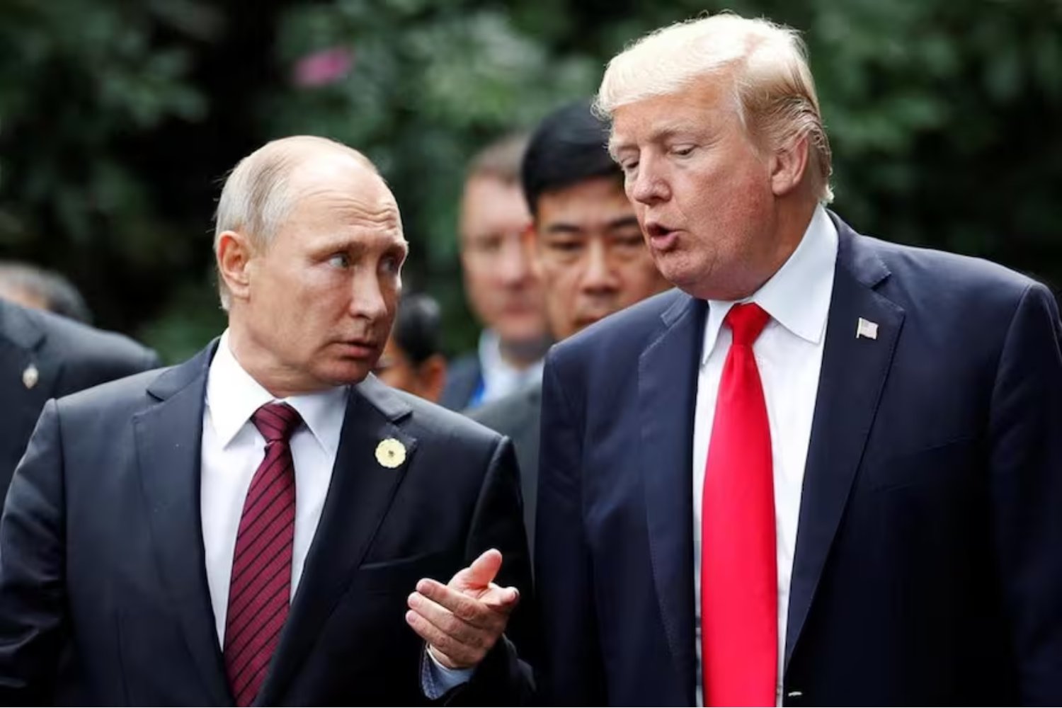 ¿Cambio estratégico o traición a Europa? Trump se acerca a Putin y reconfigura el orden global