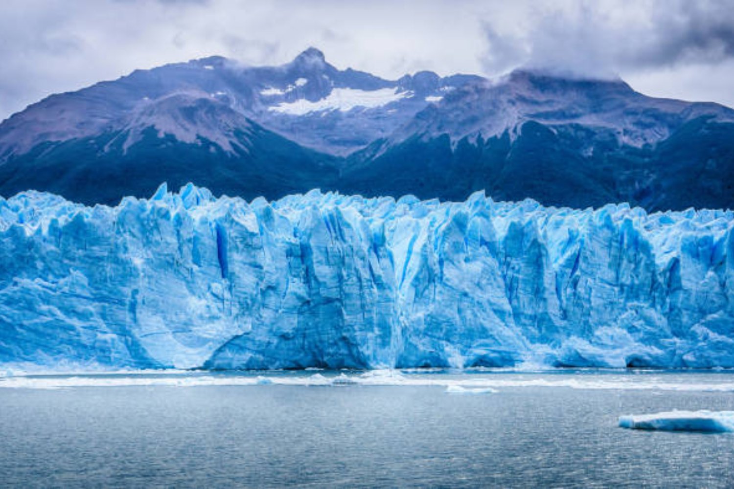 Glaciares en peligro: ¿estamos realmente protegiendo el futuro del agua?