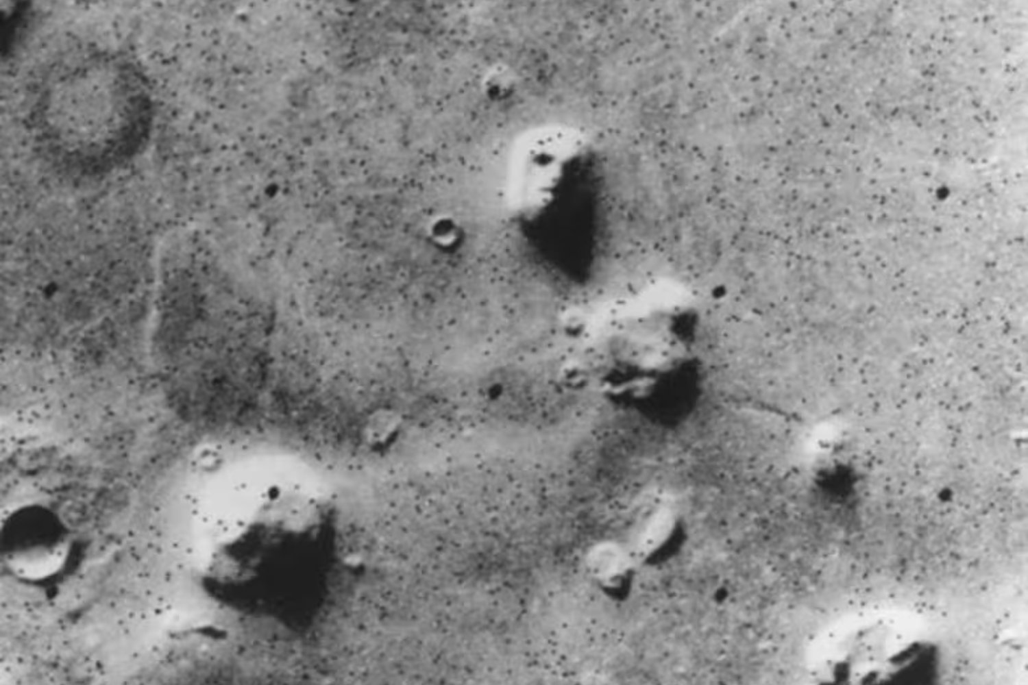 La misteriosa estructura en Marte que dejó perplejo a Elon Musk