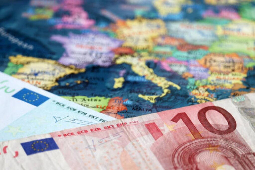 El origen del dinero: una nueva teoría que desafía lo establecido