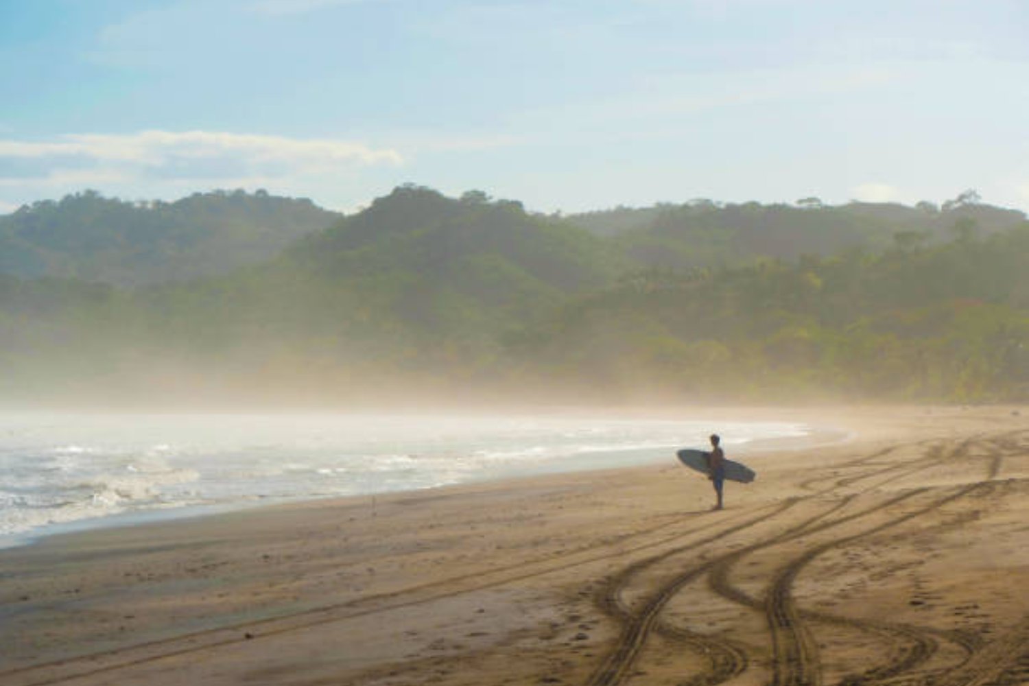 El único país centroamericano donde puedes ver el amanecer en un océano y el atardecer en otro