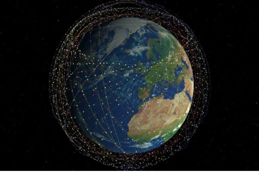 La caída masiva de satélites Starlink podría afectar la atmósfera terrestre: ¿un problema fuera de control?