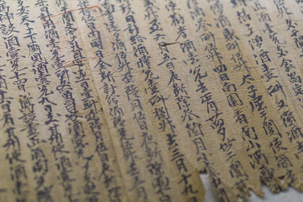 El enigma oculto en la cerámica: un hallazgo que desafía la historia de la escritura
