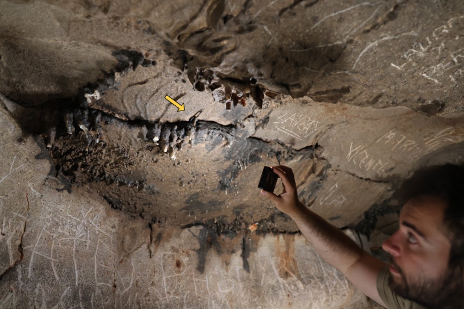 El enigma oculto en una cueva de España: lo que encontraron dejó a los arqueólogos sin palabras