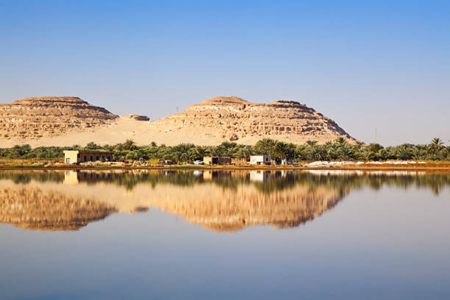 Lago Siwa, El lago donde la gravedad no manda: el enigma detrás de sus aguas