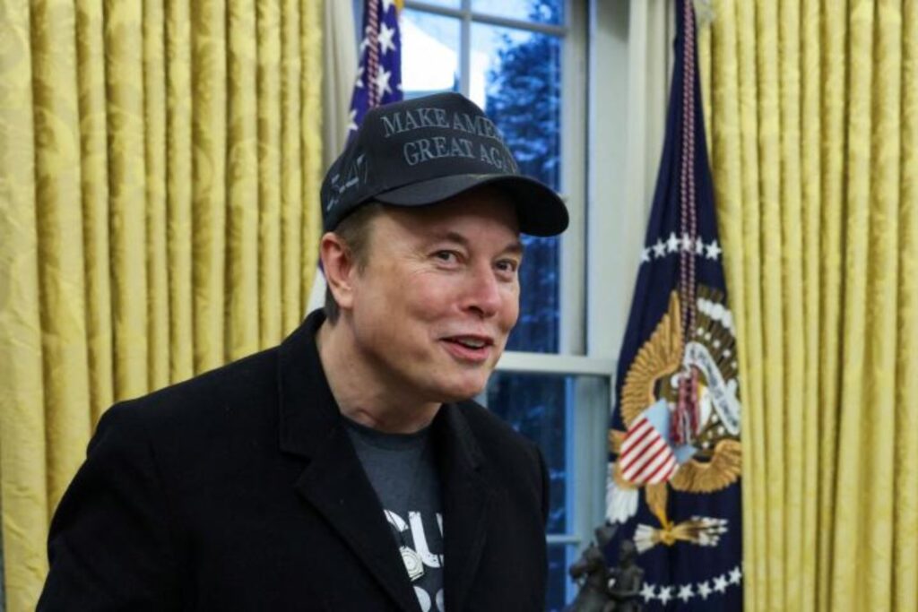 Elon Musk despidió a cientos de expertos en armas nucleares sin saberlo: ahora intenta recuperarlos
