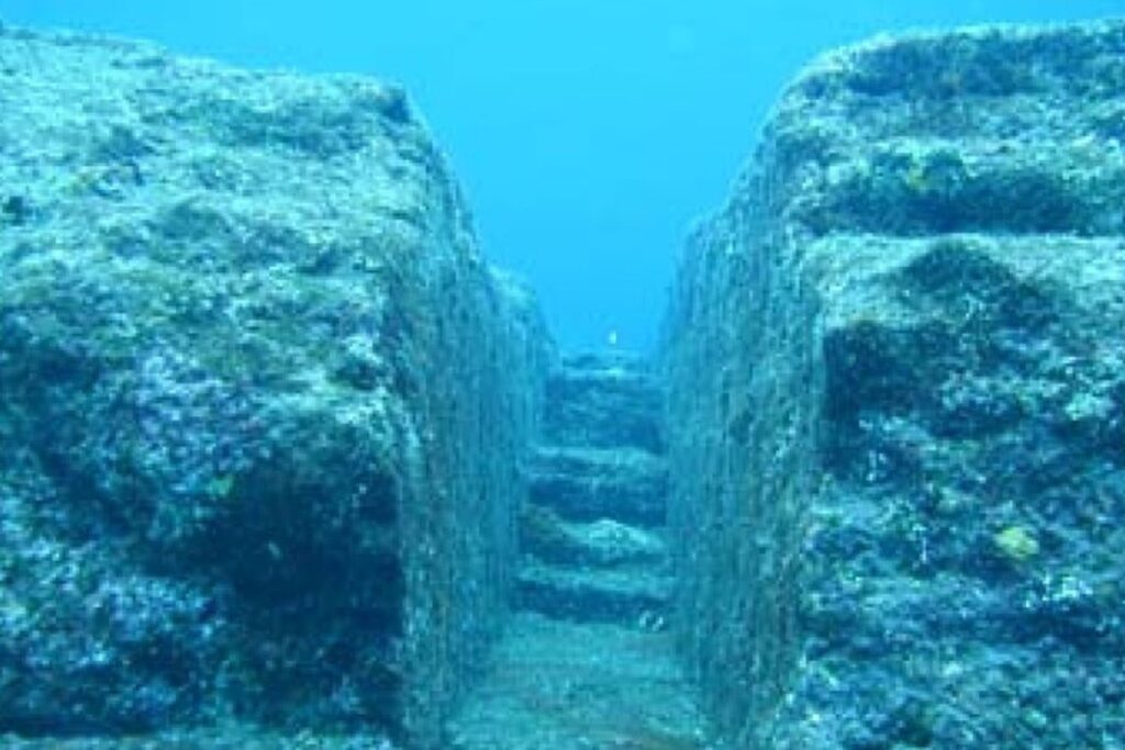 La ciudad sumergida en América Latina que reescribe la historia: un enigma bajo el agua