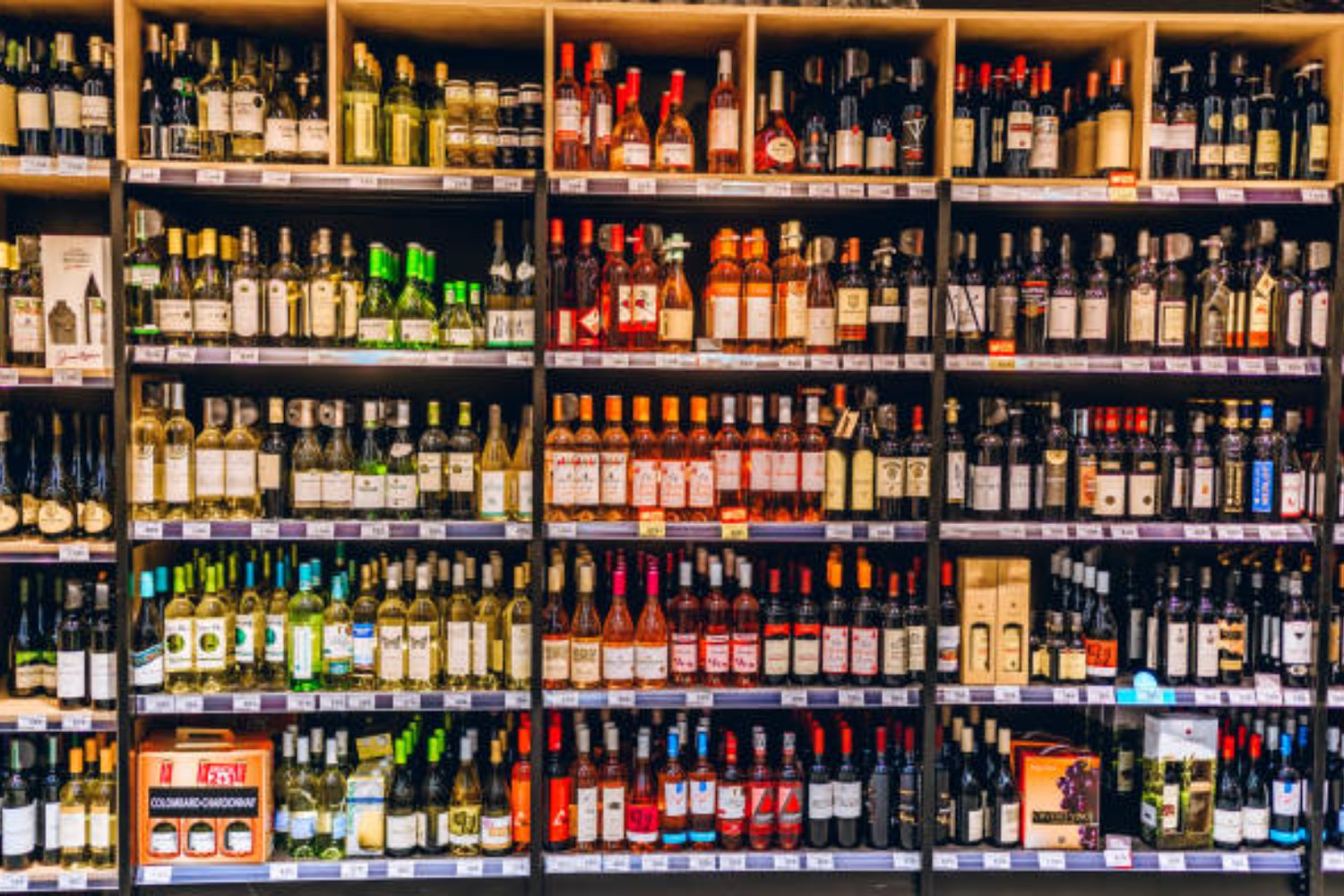 Los primeros desaparecidos: el inesperado producto que ya no se encuentra en las tiendas de Canadá - Licor y bebidas alcoholicas