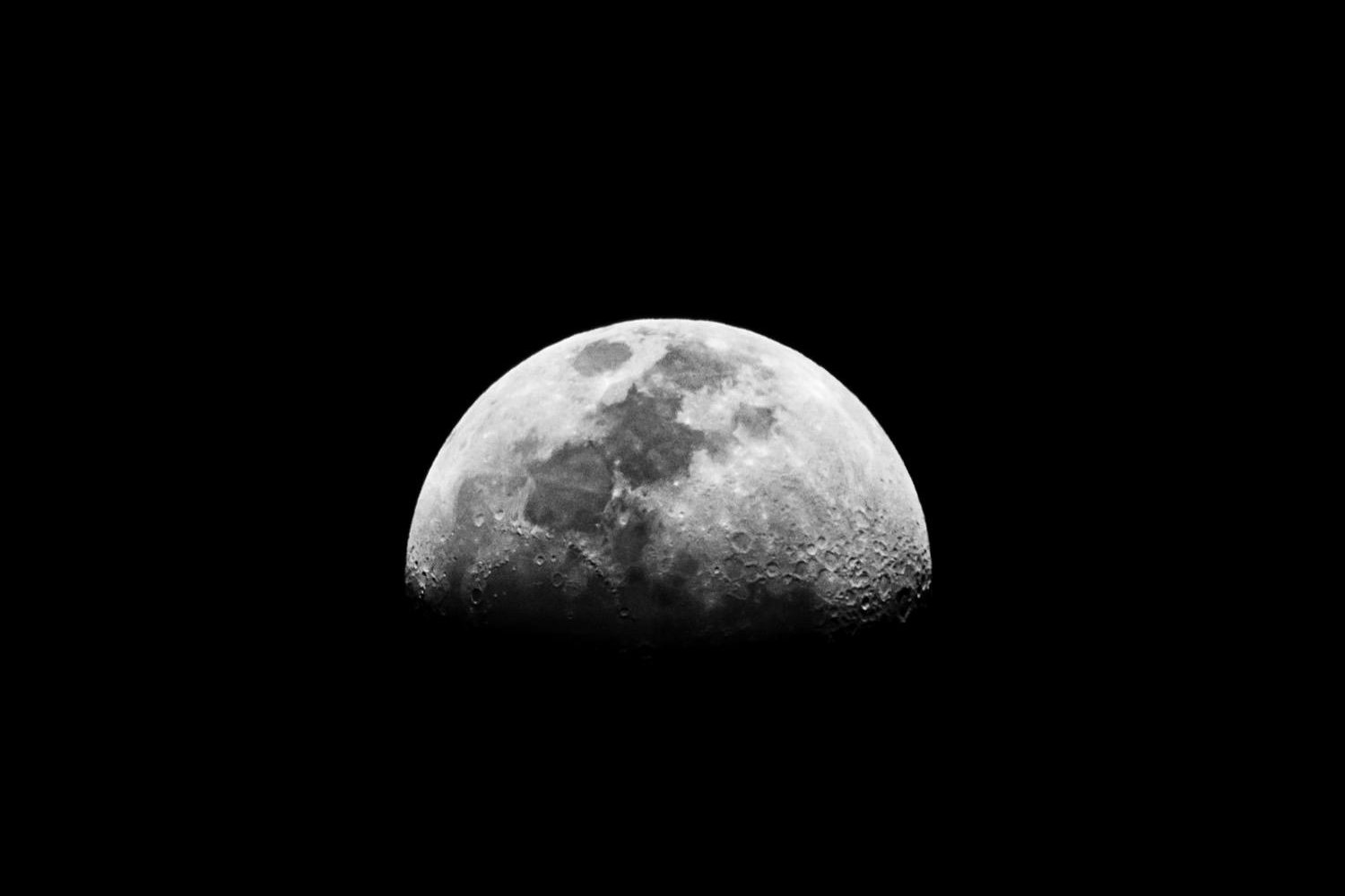 Problema En La Luna
