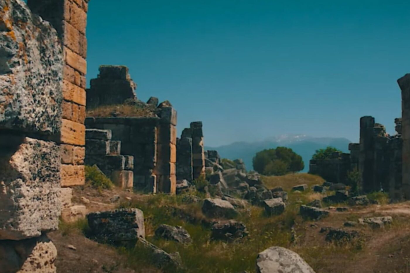 Arqueólogos descubren la primera ciudad de la historia, fundada hace ...