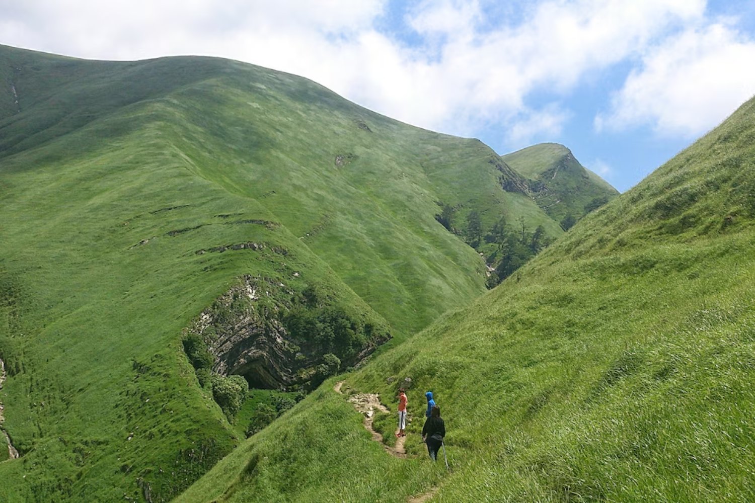 La cueva oculta en los Pirineos con 40 millones de años de historia: un rincón que guarda secretos bajo la roca