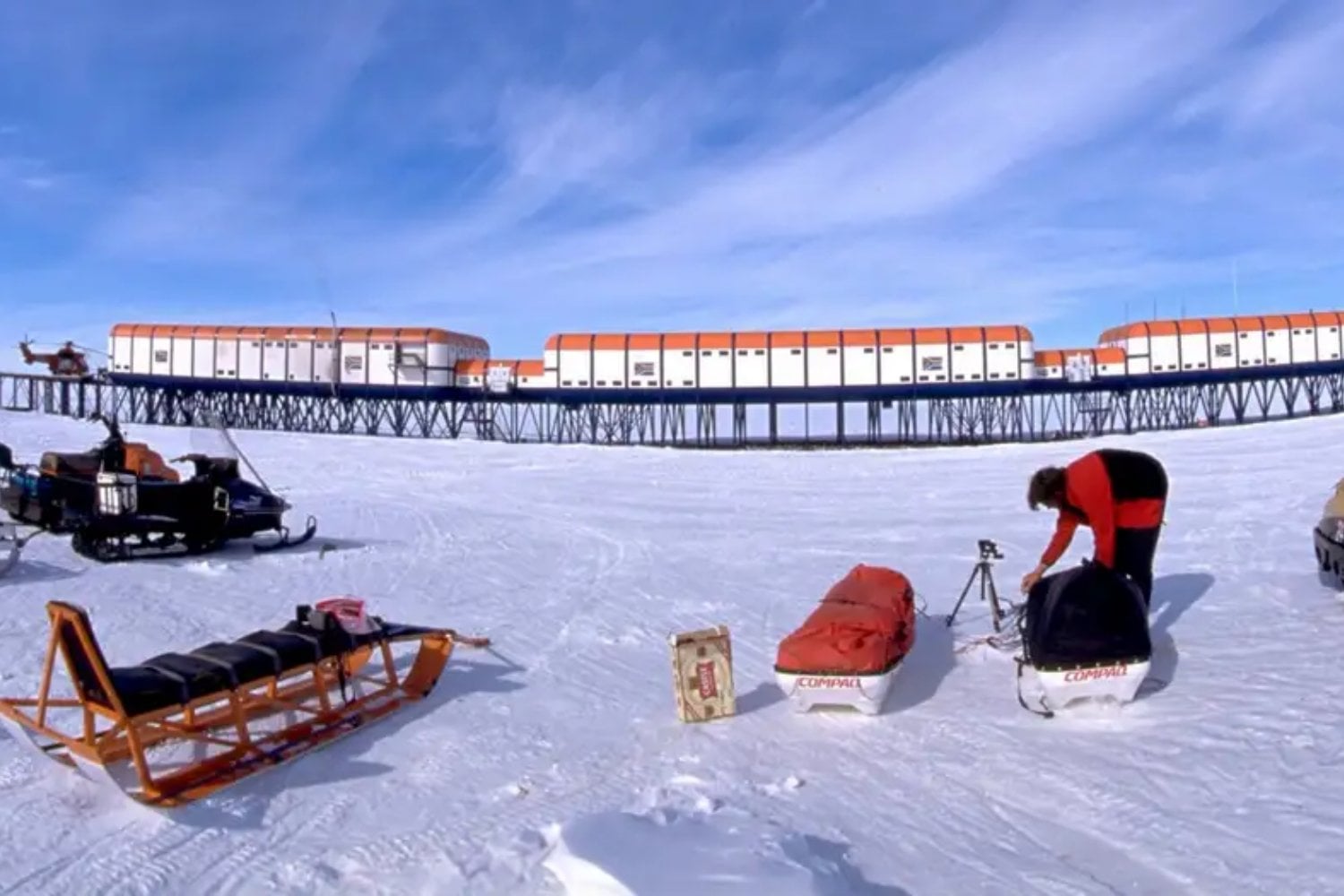 Terror y misterio en la base antártica: ¿Amenaza interna o paranoia colectiva?