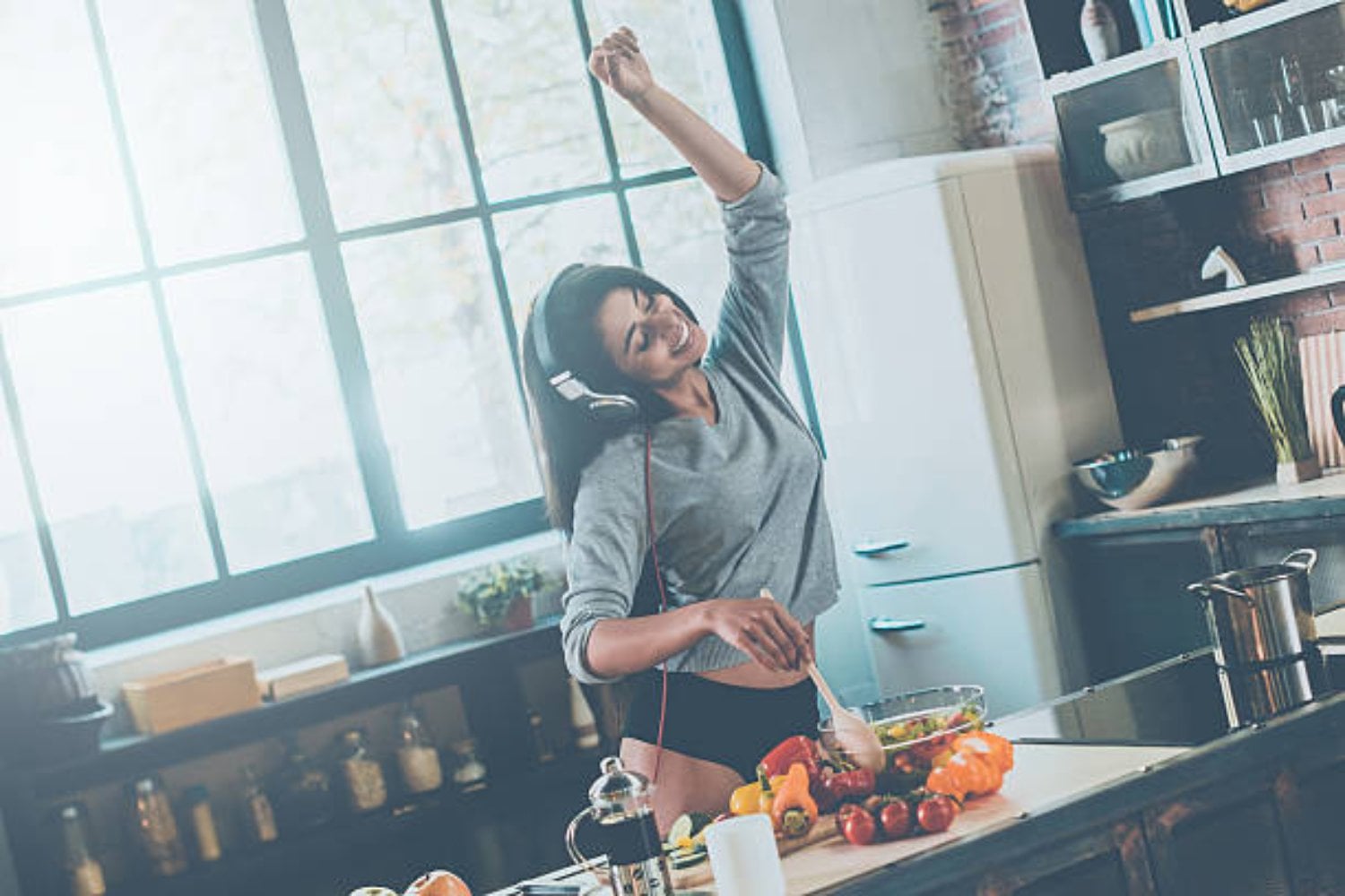 Cómo ser feliz en soledad: 5 claves para disfrutar de tu propia compañía