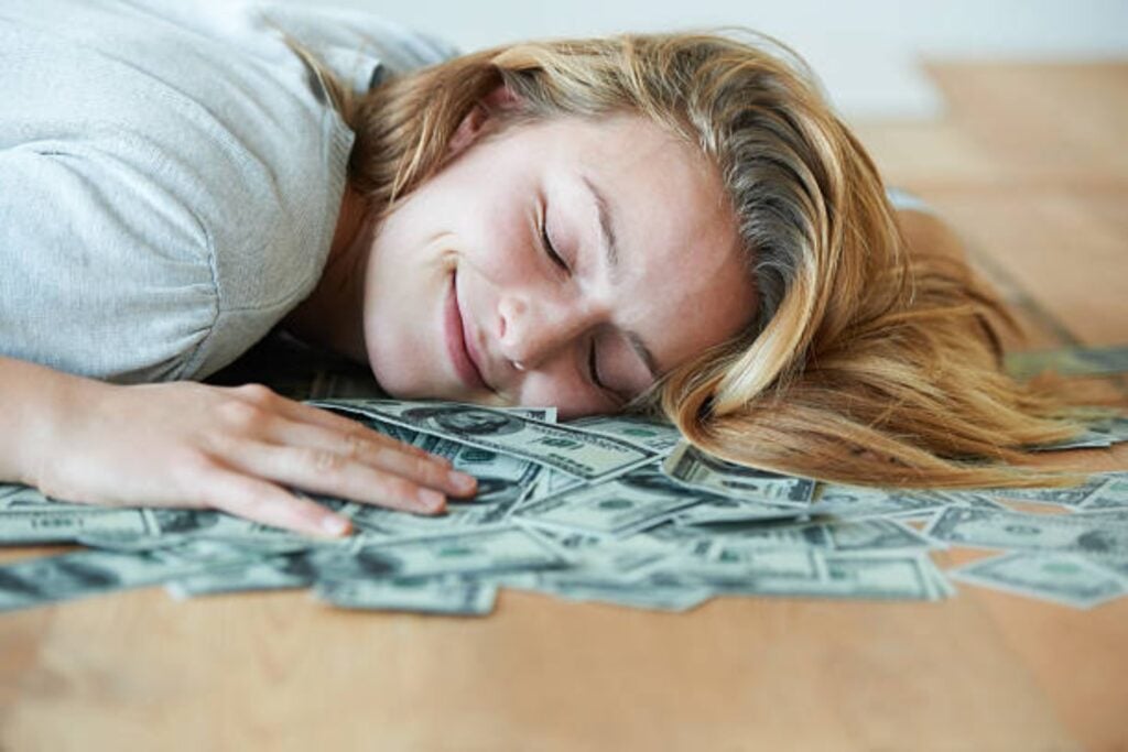 El dinero: ¿fuente de felicidad o causa de estrés? Descubre su impacto oculto en tu vida