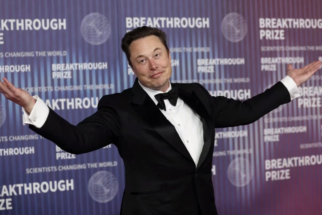 Elon Musk en la mira: más de 3.000 científicos piden su expulsión de la Royal Society