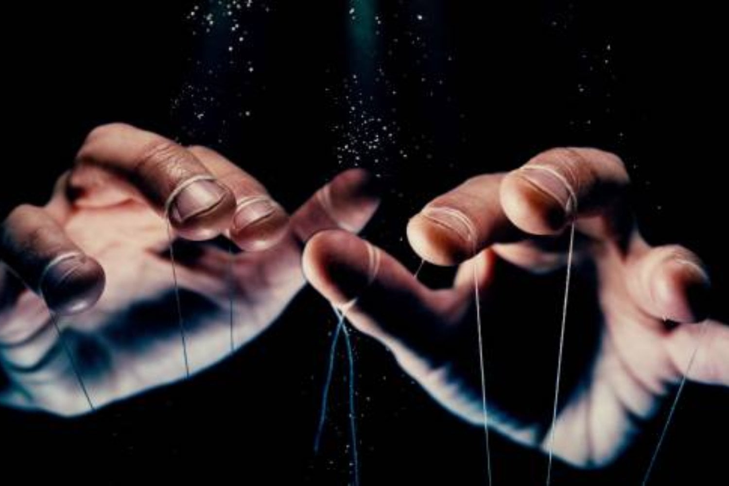 Cómo evitar ser manipulado: estrategias de una psicóloga para mantener el control