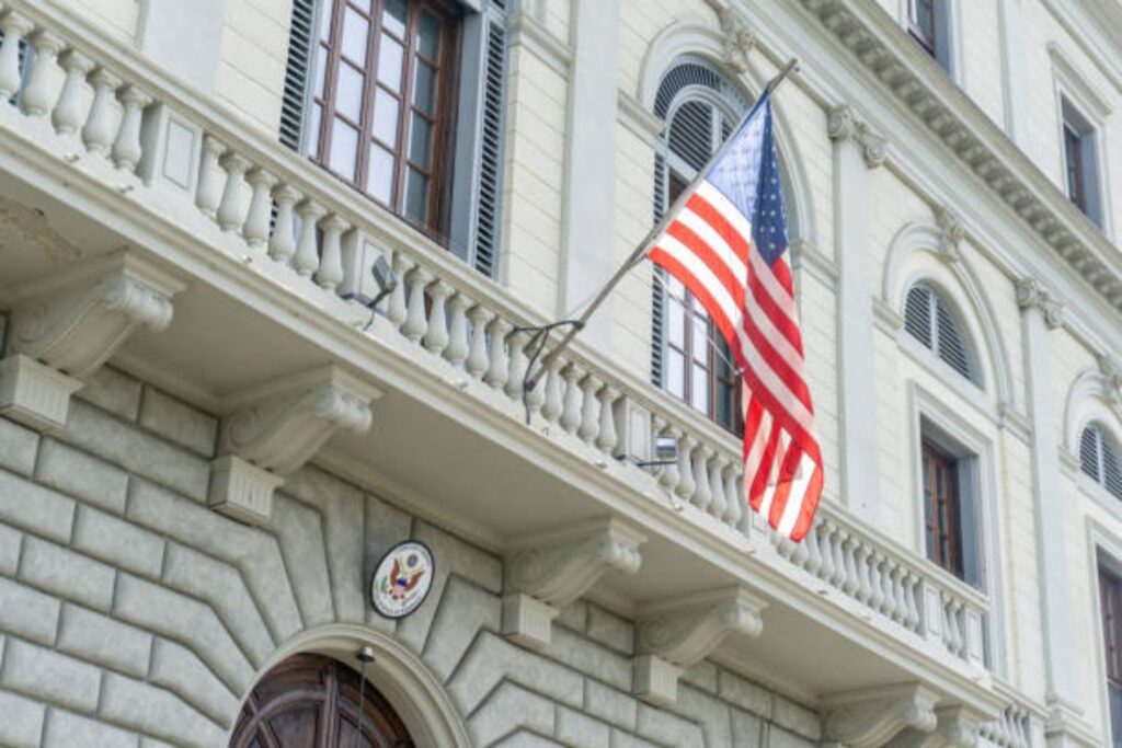 Estados Unidos planea cerrar consulados en el extranjero: ¿cuál es el impacto y qué país latinoamericano se verá afectado?