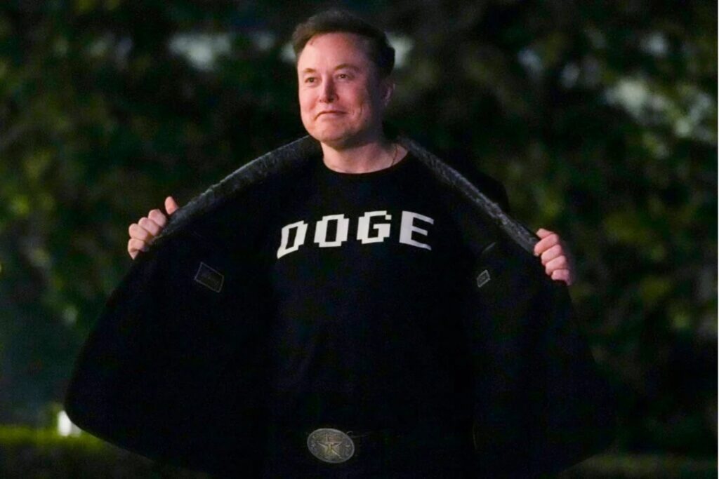 Elon Musk impone jornadas extenuantes y trabajo sin sueldo en un polémico proyecto gubernamental