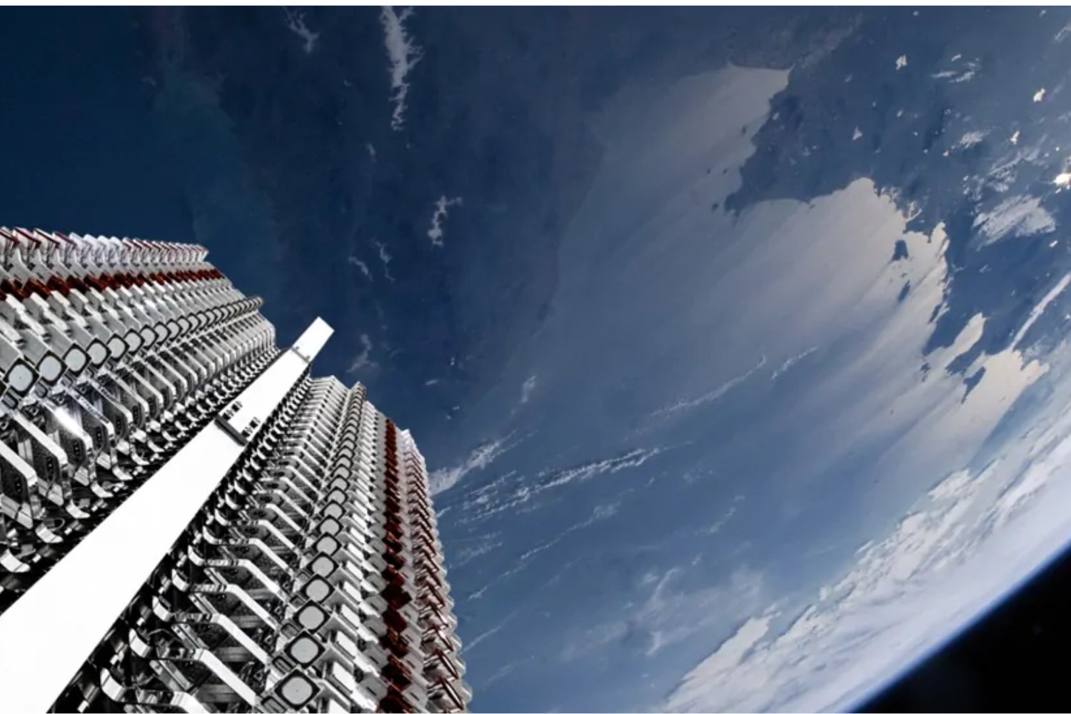 La amenaza invisible que podría borrar miles de satélites de SpaceX antes del 2100