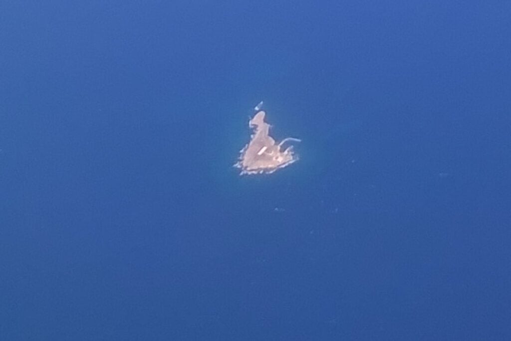 La isla española que podría desaparecer: un enigma entre placas tectónicas