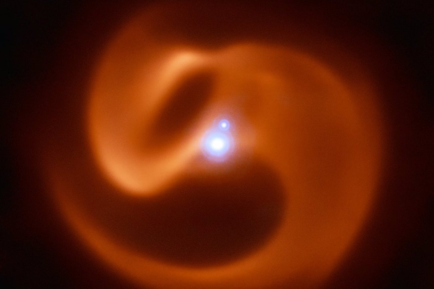 ¿Está en peligro la Tierra? Los nuevos secretos de la “estrella de la muerte” Wolf-Rayet 104