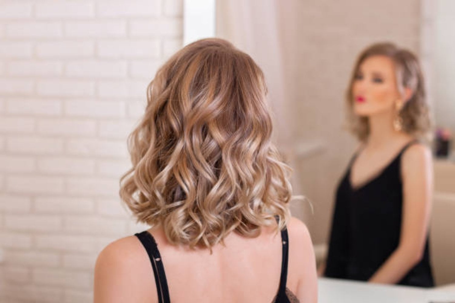 Evita estos 5 cortes de cabello que te hacen ver mayor y acentúan las arrugas