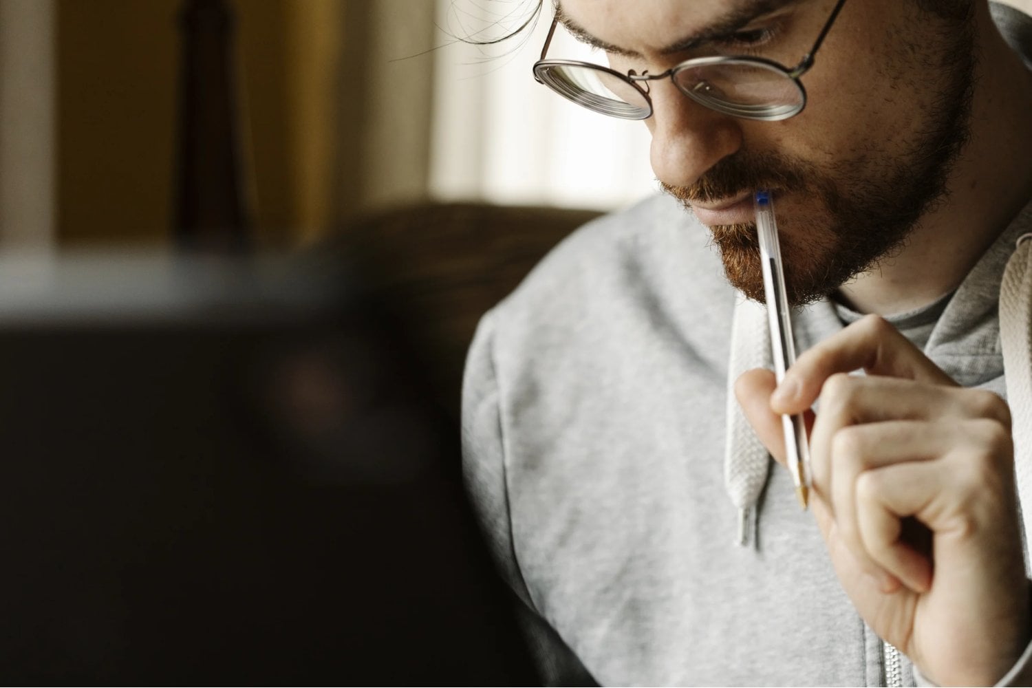 ¿Eres más inteligente que la mayoría? Descubre si tienes estos 7 hábitos según la psicología