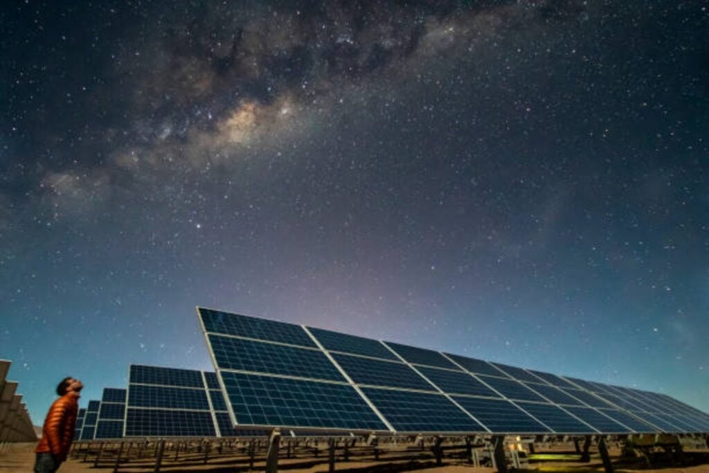 Un experimento en el desierto que cambió todo: el inesperado impacto de los paneles solares