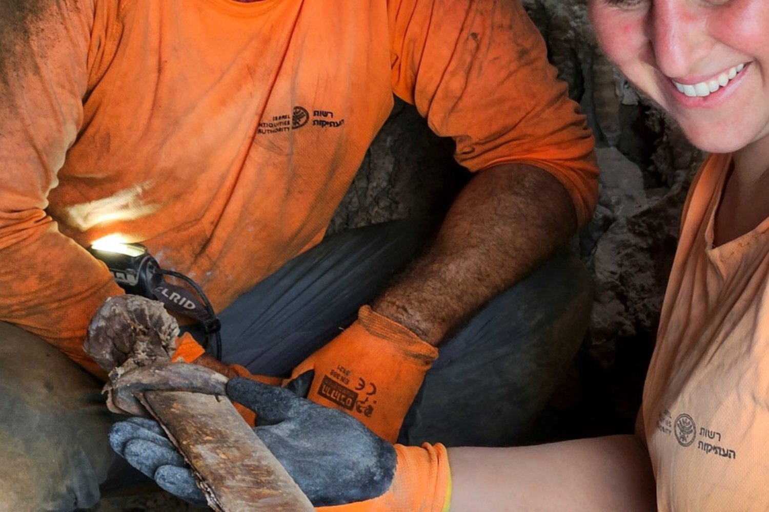 Descubrimiento asombroso: hallan en una cueva del Mar Muerto un tesoro arqueológico del Imperio Romano