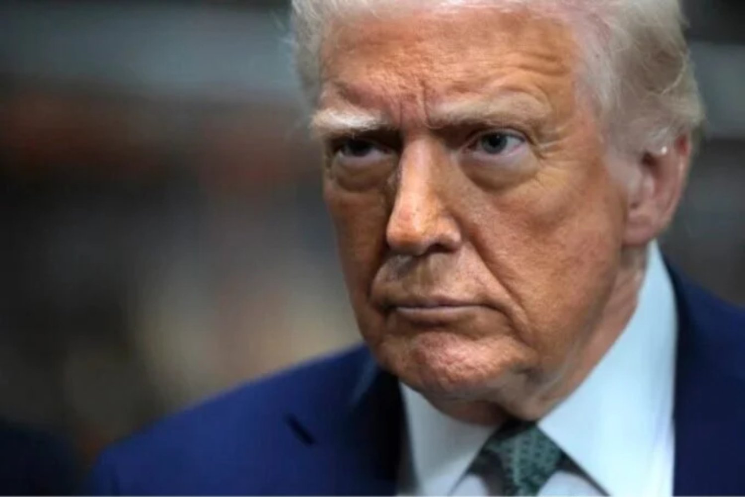 Trump elimina protecciones legales para medio millón de migrantes: ¿qué significa realmente?