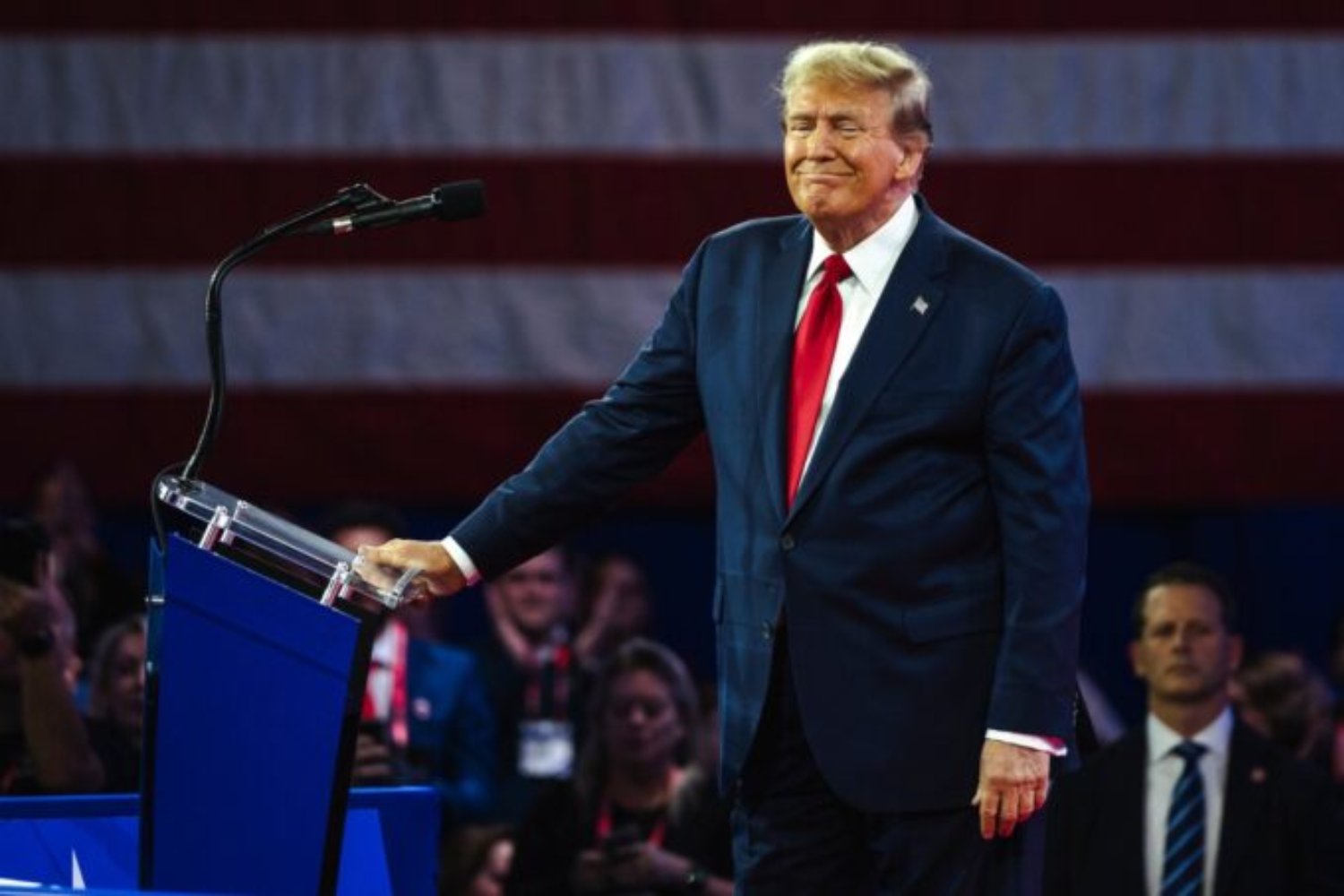 Trump elimina protecciones legales para medio millón de migrantes: ¿qué significa realmente?